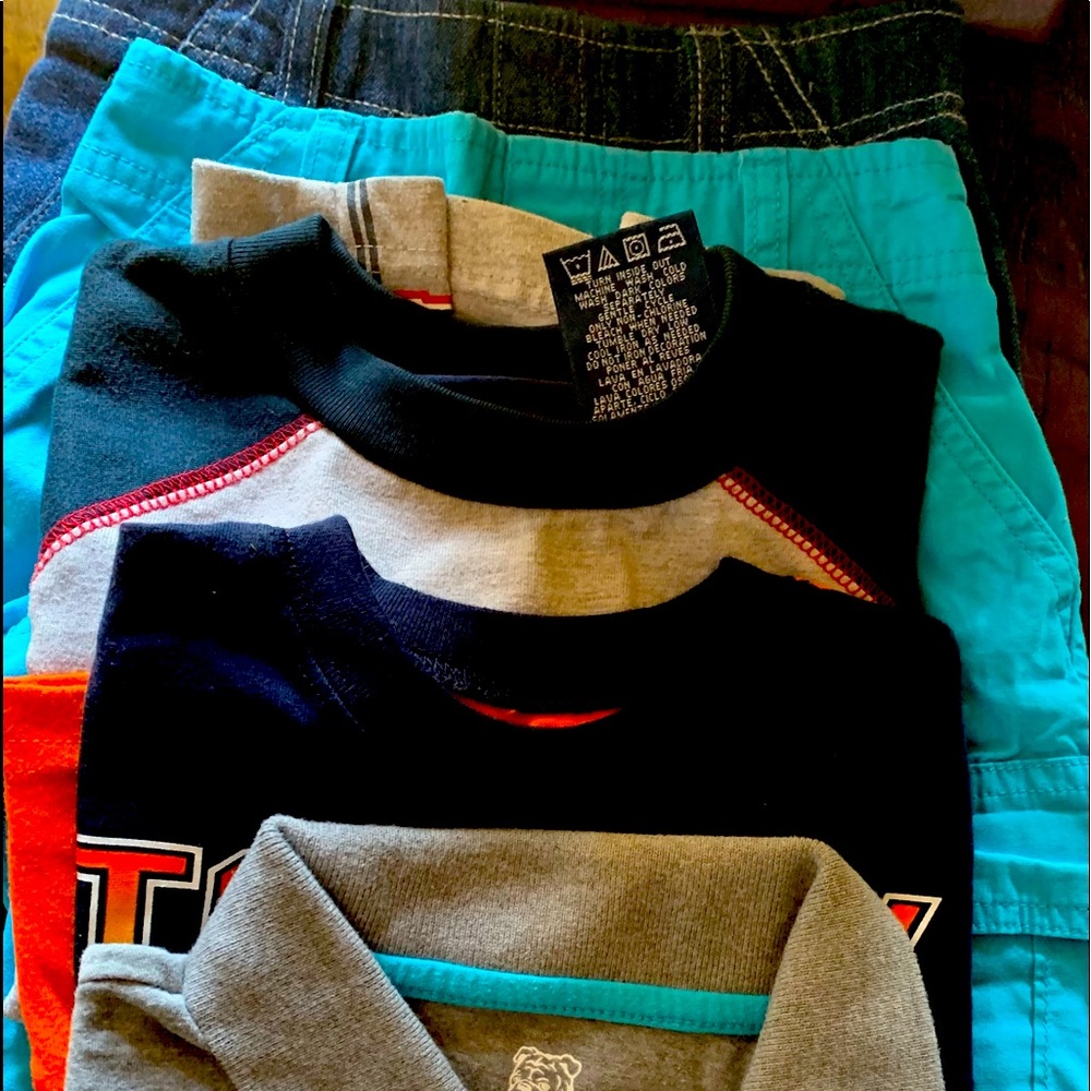 SIZE 4 - 3 shirts- 2 shorts.  GREAT SHAPE -      Like new - $18